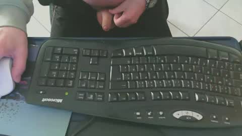 karll122 online show from February 27, 9:09 am