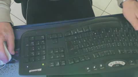 karll122 online show from March 14, 10:42 am