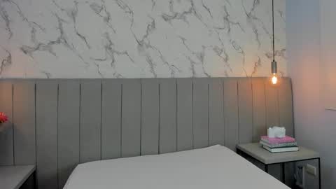 Snapshot of karlla_brown chatting on September 18, 12:18 pm karlla_brown online show from September 18, 12:18 pm