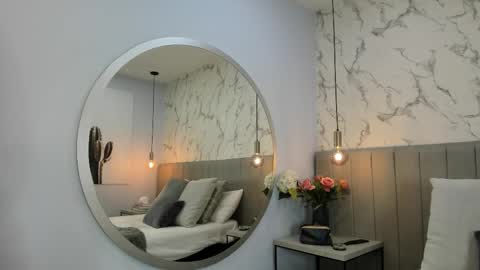 Snapshot of karlla_brown chatting on October 14, 12:28 pm karlla_brown online show from October 14, 12:28 pm