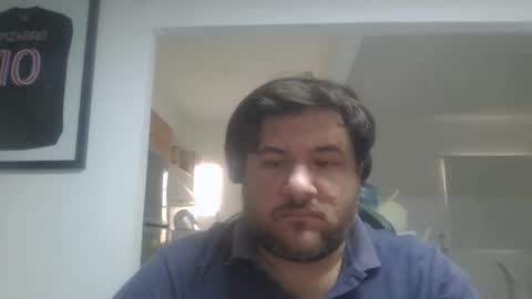 Snapshot of karlmagnus19 chatting on April 24, 11:07 pm karlmagnus19 online show from April 24, 11:07 pm