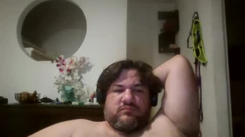 Snapshot of karlmagnus19 chatting on July 13, 3:31 am karlmagnus19 online show from July 13, 3:31 am