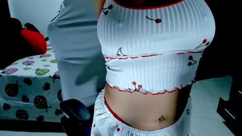 karly. online show from April 7, 12:00 am