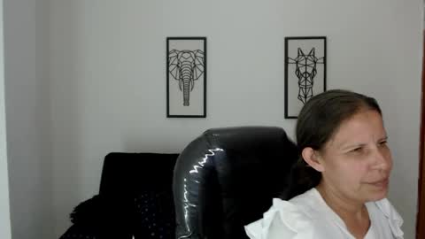 KARLYE online show from December 21, 4:30 am