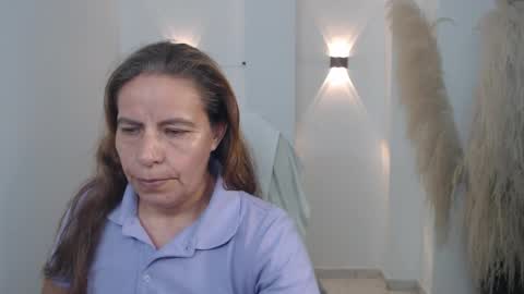 KARLYE online show from December 17, 2:39 am