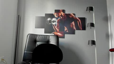   online show from December 15, 5:20 pm