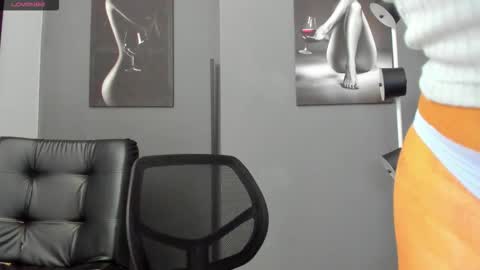   online show from September 9, 4:17 pm