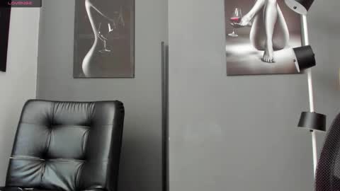   online show from September 27, 2:22 pm