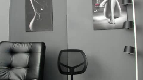   online show from April 22, 4:08 pm