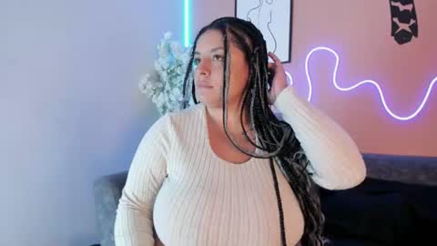 Snapshot of karo_linee chatting on July 3, 12:11 pm karo_linee online show from July 3, 12:11 pm