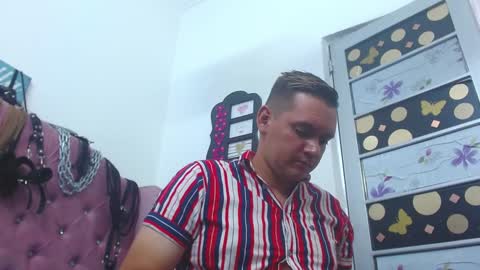 karol and paul online show from December 5, 8:11 pm