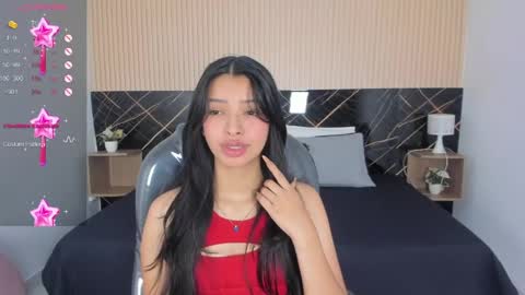 Snapshot of karol_cortes chatting on June 5, 1:50 pm karol_cortes online show from June 5, 1:50 pm