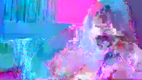 Snapshot of karol_gill chatting on December 15, 10:18 am Karol online show from December 15, 10:18 am