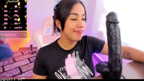 karol online show from December 4, 7:45 pm