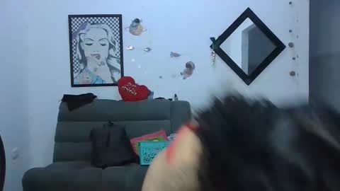 Snapshot of karol_naughty chatting on January 10, 10:28 am    online show from January 10, 10:28 am