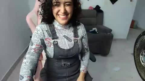 Snapshot of karol_naughty chatting on March 9, 1:46 am    online show from March 9, 1:46 am