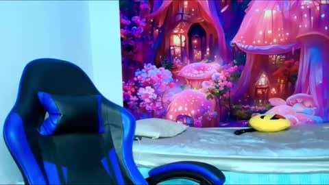 Snapshot of karol_naughty chatting on September 29, 10:53 am    online show from September 29, 10:53 am