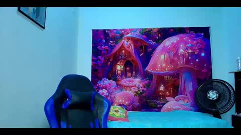 Snapshot of karol_naughty chatting on October 18, 10:38 am    online show from October 18, 10:38 am