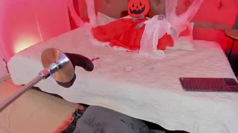 KAROL  online show from October 18, 3:31 am