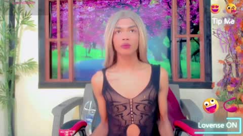 karol Vanessa   online show from March 24, 11:15 am