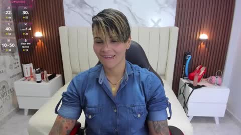 Snapshot of karolandluna chatting on March 4, 2:49 am Karol and Luna online show from March 4, 2:49 am