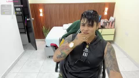 Snapshot of karolandluna chatting on September 11, 2:33 am Karol and Luna online show from September 11, 2:33 am