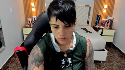 Snapshot of karolandluna chatting on September 11, 7:58 pm Karol and Luna online show from September 11, 7:58 pm