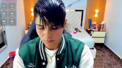 Snapshot of karolandluna chatting on September 12, 7:36 pm Karol and Luna online show from September 12, 7:36 pm