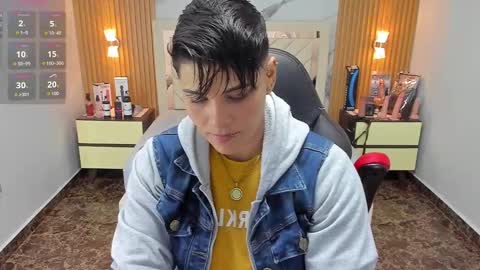 Snapshot of karolandluna chatting on September 30, 2:38 am Karol and Luna online show from September 30, 2:38 am