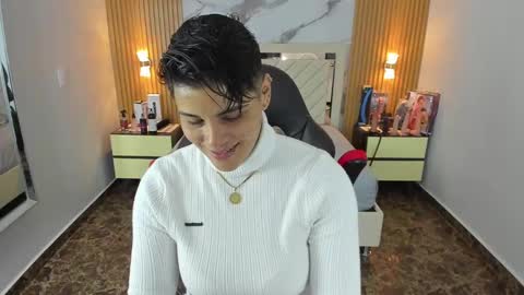 Snapshot of karolandluna chatting on October 4, 7:34 pm Karol and Luna online show from October 4, 7:34 pm