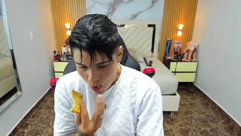 Snapshot of karolandluna chatting on October 7, 2:53 am Karol and Luna online show from October 7, 2:53 am