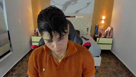 Snapshot of karolandluna chatting on October 20, 8:42 pm Karol and Luna online show from October 20, 8:42 pm