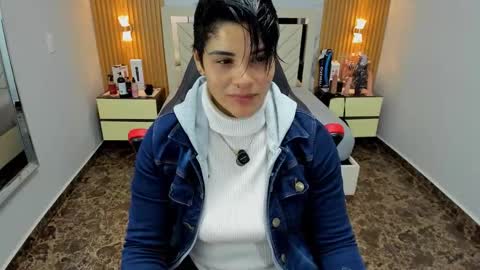 Karol and Luna online show from December 16, 7:30 pm