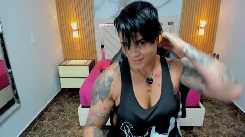 Karol and Luna online show from April 20, 7:59 pm