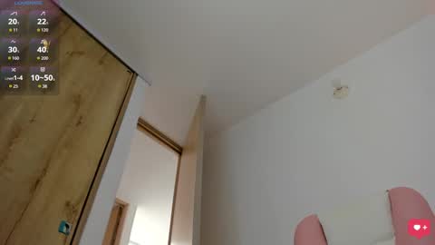 karolina_evans online show from October 5, 12:25 pm