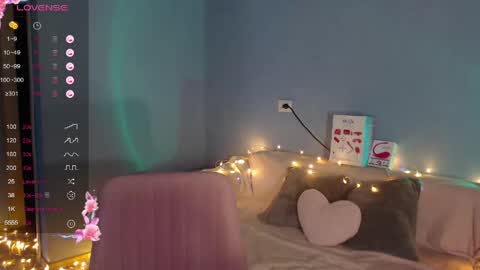 Kira online show from April 21, 2:51 am