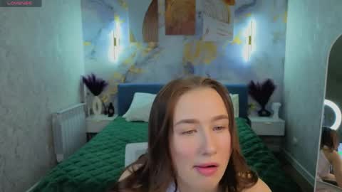 Karolina online show from May 1, 9:03 am