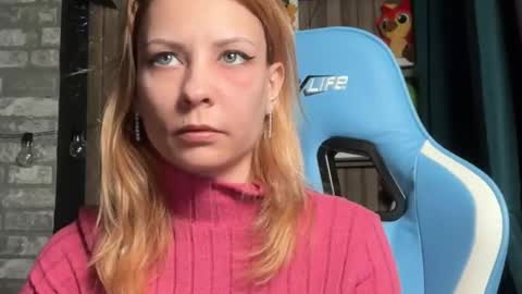 karoline121 online show from February 20, 6:52 pm