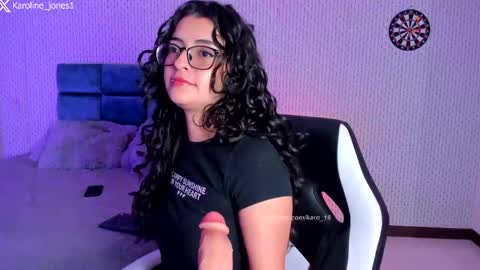 Snapshot of karoline_jones_ chatting on April 30, 8:15 pm Karoline online show from April 30, 8:15 pm