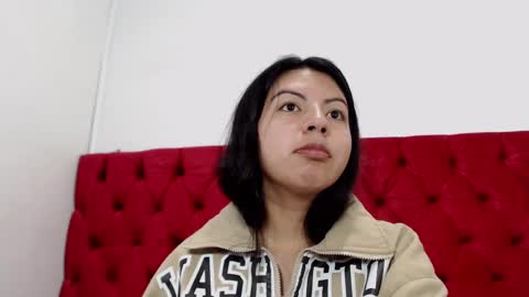 Snapshot of karolineburnx chatting on February 18, 11:22 am Isa online show from February 18, 11:22 am