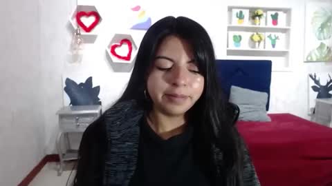 Snapshot of karolineburnx chatting on November 2, 4:37 am Isa online show from November 2, 4:37 am