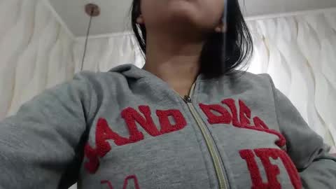 Snapshot of karolineburnx chatting on November 20, 11:10 am Isa online show from November 20, 11:10 am