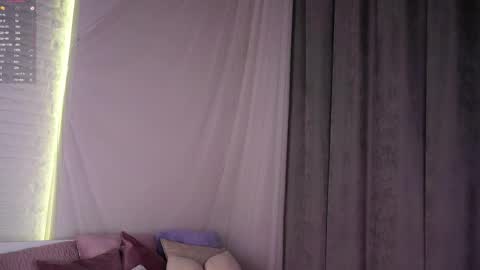 lina online show from June 3, 2:33 pm