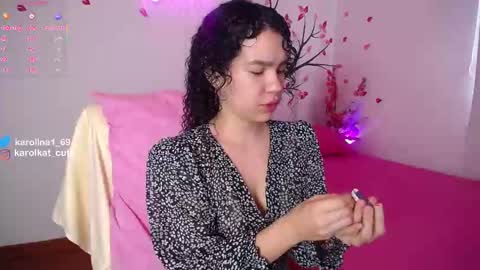 Snapshot of karolkat_1 chatting on September 28, 1:38 pm Karolina 3 online show from September 28, 1:38 pm