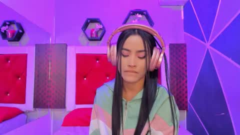 Karol online show from October 6, 11:40 am