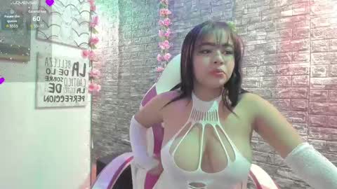 Snapshot of karoll__sex chatting on October 10, 1:43 pm KAROLL online show from October 10, 1:43 pm