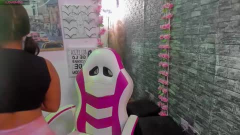 KAROLL online show from February 19, 12:45 pm