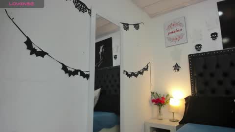 Karol online show from October 17, 7:16 pm