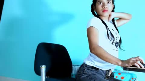 karol online show from June 18, 6:23 pm
