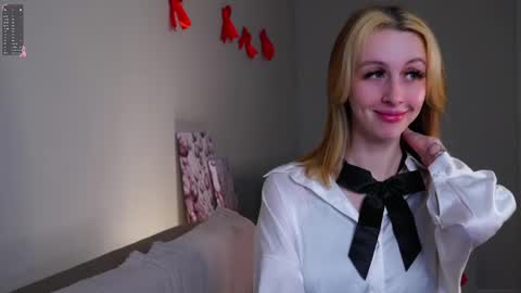 Angel online show from April 4, 2:10 am